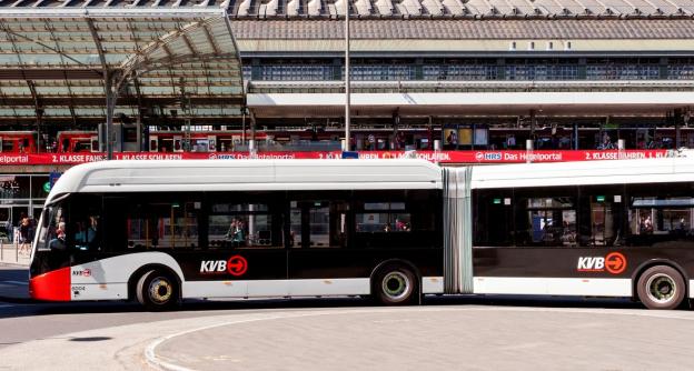 Mit 53 Citea-Elektrobussen bekräftigt KVB die besondere Zusammenarbeit mit VDL Bus & Coach