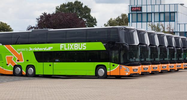 8 VDL Futura FDD2-141 pour Dr. Richard Gruppe